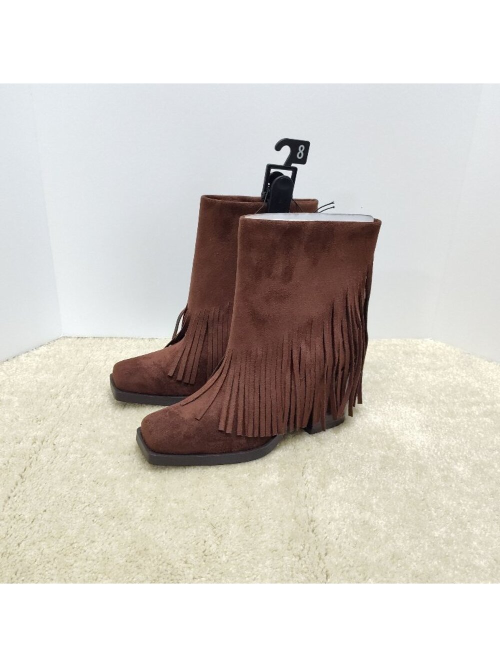 No Boundaries Short Fringe Boho Chic Cowgirl Faux Suede Square Toe Boots WMNS 8